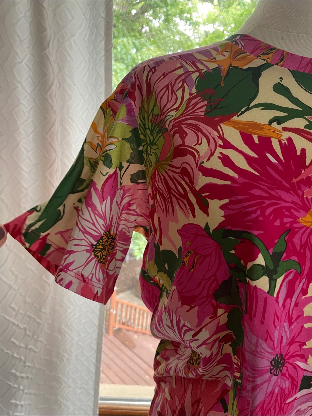 Max Mara Weekend Floral Short-Sleeve Top — Pink Multi PTP 19.5 - Picture 7 of 12